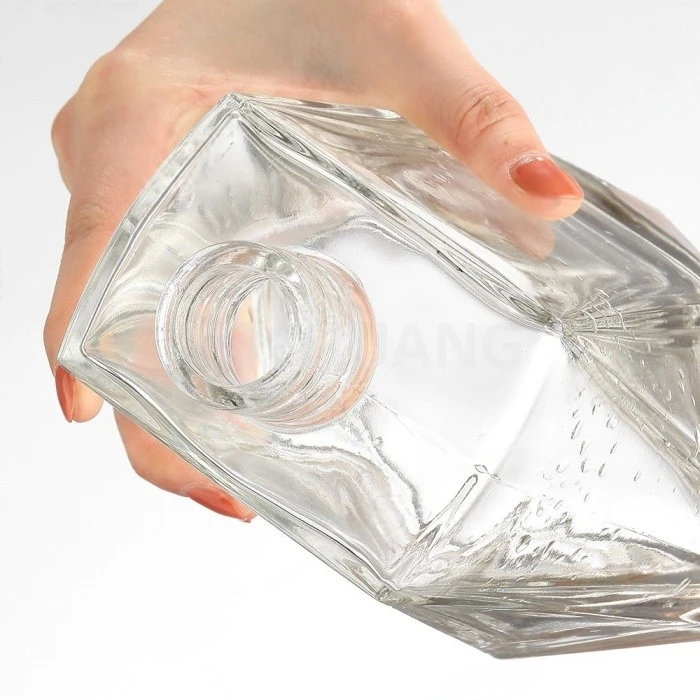 700ml Regular Vodka Glass Bottle price